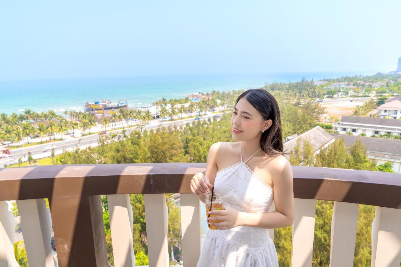 Dubai Hotel Дананг Екстериор снимка